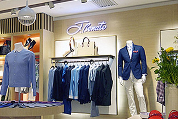 宾度皮具皮革店铺展示