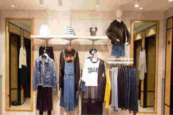 菲希尔女装店铺形象