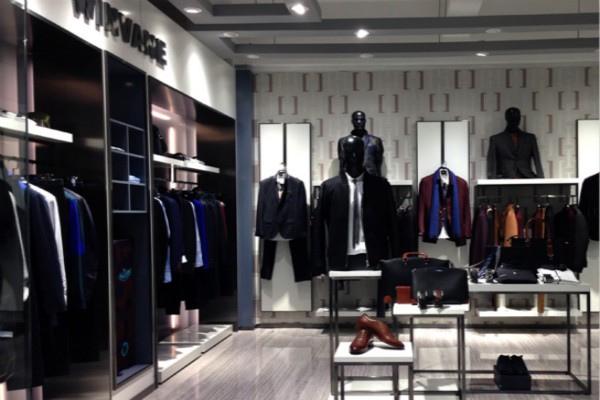 惟威男装店铺形象