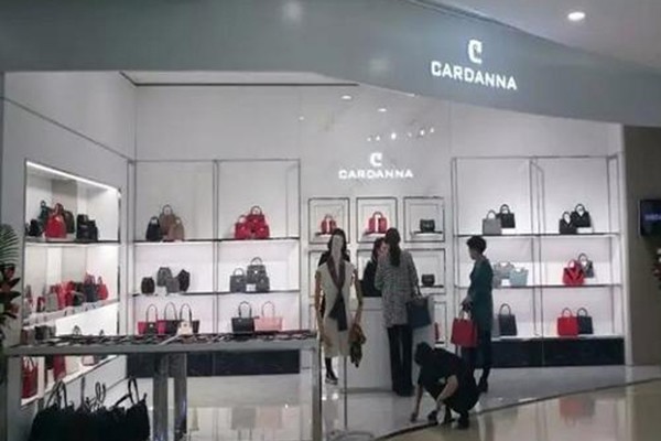卡丹娜店铺形象