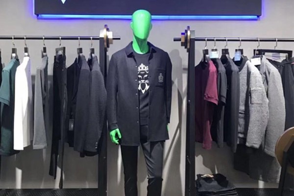 雅戈东尼男装店铺展示