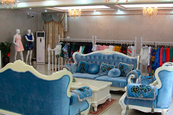 丽约尔女装店铺形象