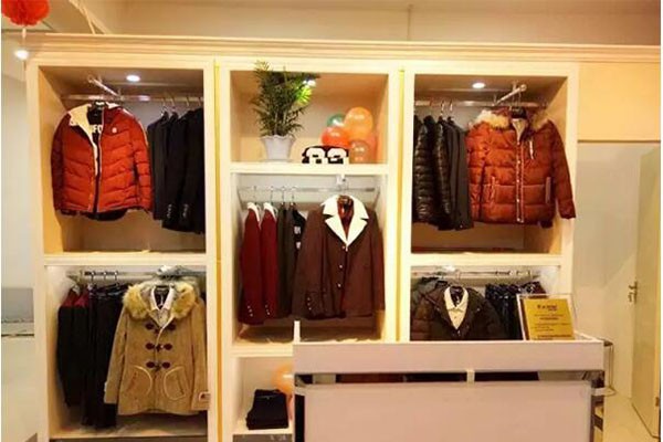 佰威奇男装店铺形象