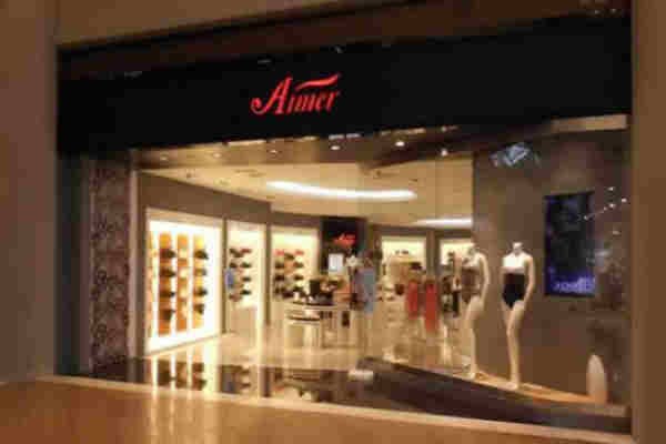 爱慕先生内衣店铺展示