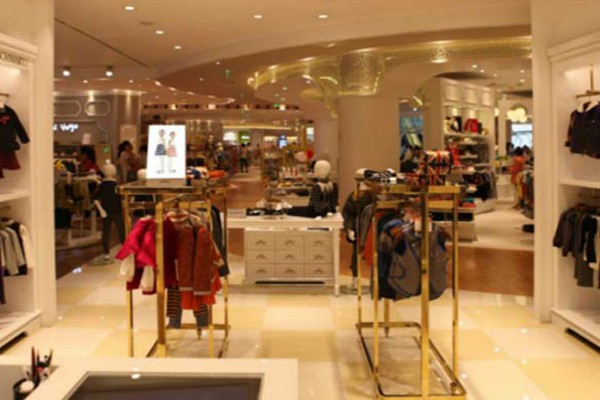 舒湾童装店铺形象