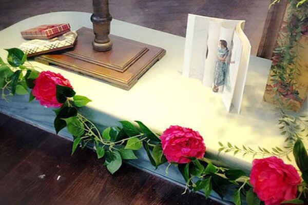 古着•花色女装店铺形象