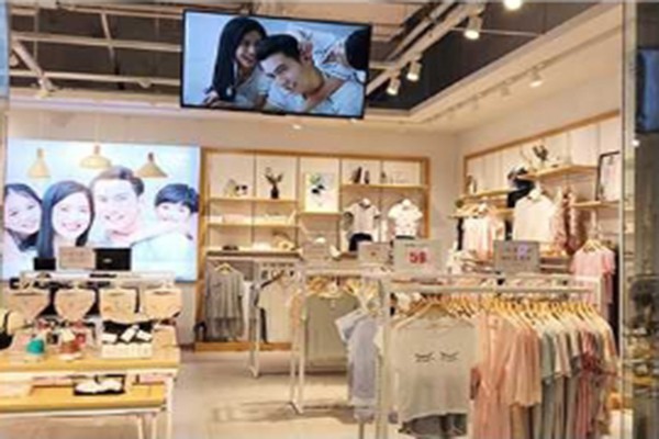 美季美优内衣店铺展示