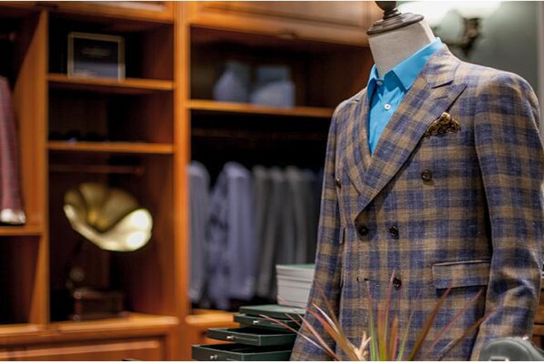 博铂男装店铺展示