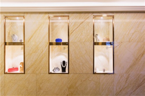 美立方女装店铺形象