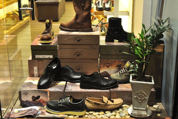 天翔鞋帽店铺展示