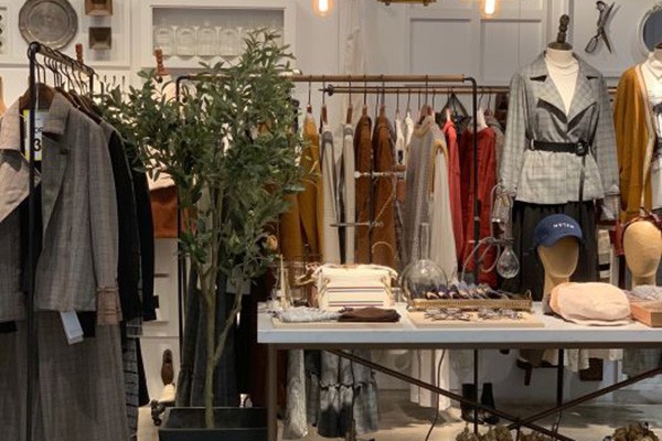 theMSLAN女装店铺展示