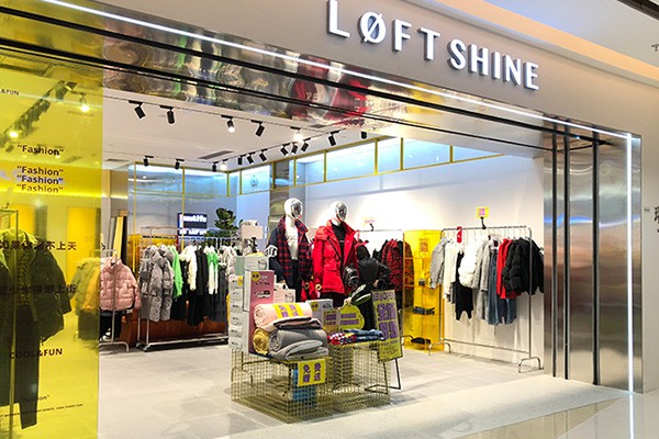 珞炫女装店铺展示