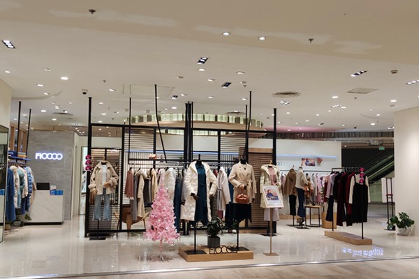 斐戈女装店铺展示