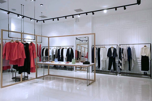 Bouthentique女装店铺展示