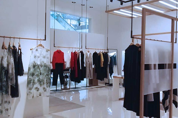 Bouthentique女装店铺展示