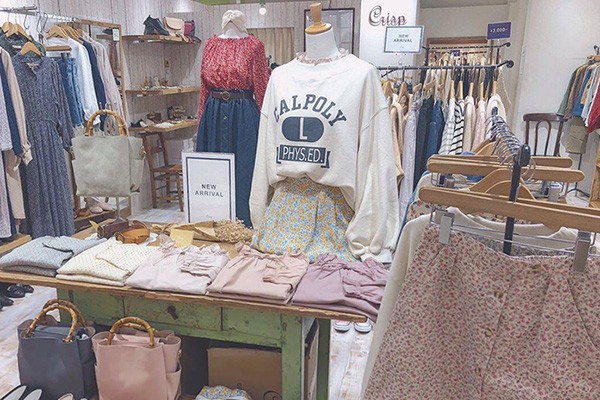 CRISP女装店铺展示