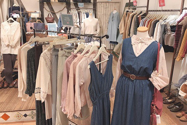 CRISP女装店铺展示