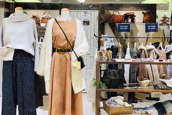 CRISP女装店铺展示