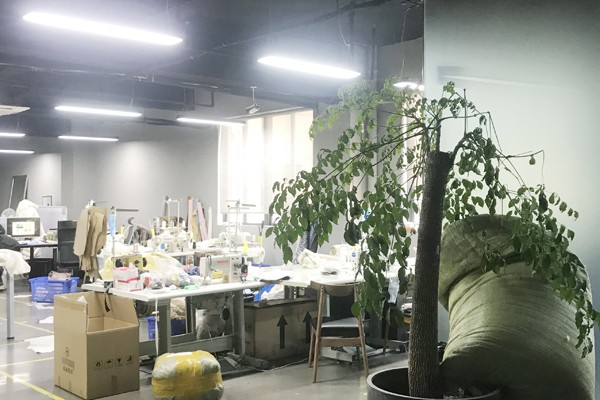 砾赫女装店铺形象