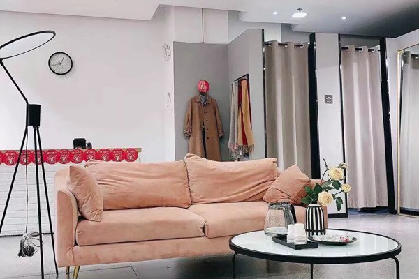 麦笈女装店铺展示