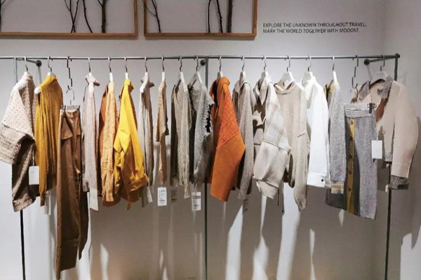 Mooost女装店铺形象