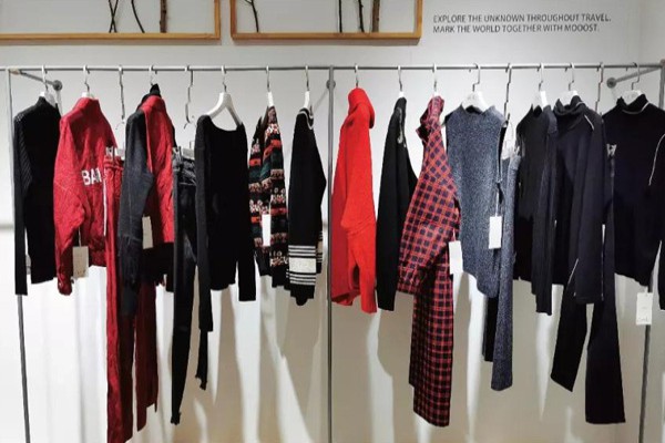 Mooost女装店铺形象