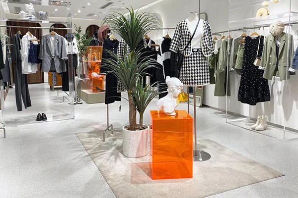六町目女装店铺展示