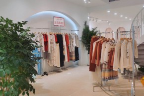 莉雅莉萨-LIYALISA店铺