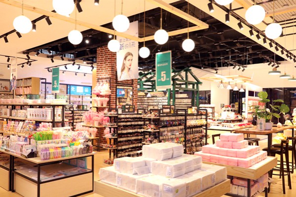 恋惠优品店铺展示