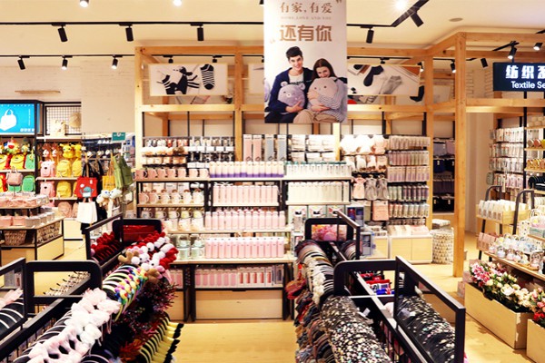 恋惠优品店铺展示