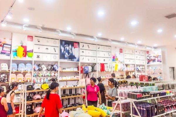 众客优品店铺形象