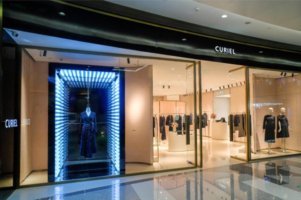 CURIEL女装店铺展示