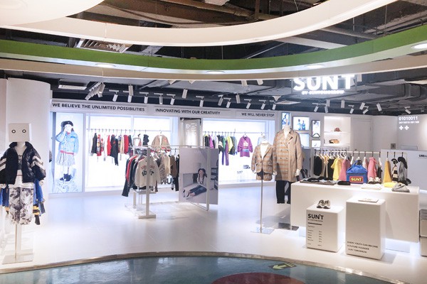 suntomorrow童装店铺展示