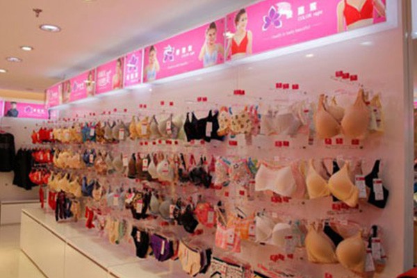康璐妮内衣店铺展示