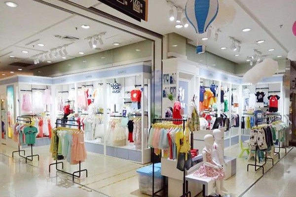 卡米丘童装店铺展示