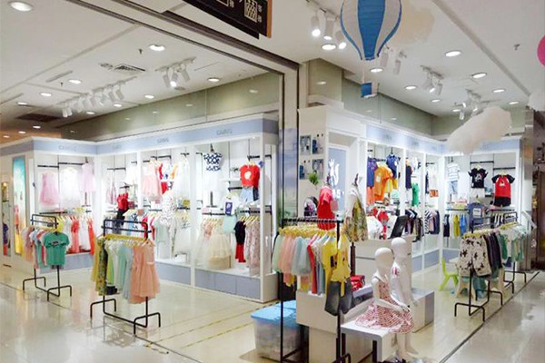 卡米丘童装店铺展示