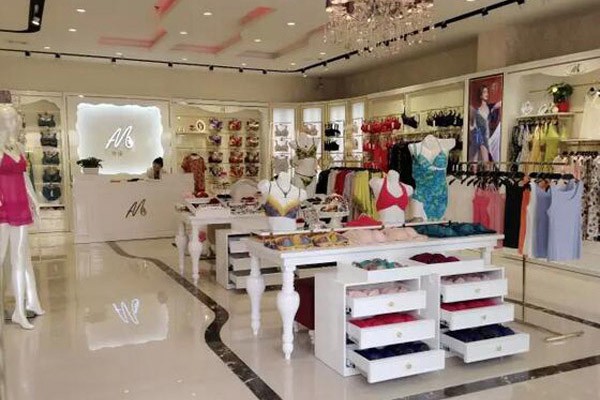 霏缦内衣店铺展示