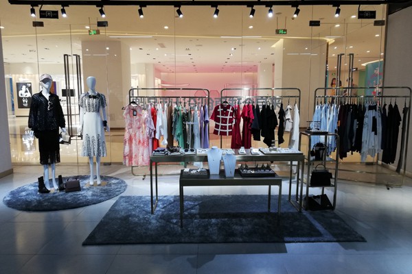 WEN&VI女装店铺展示