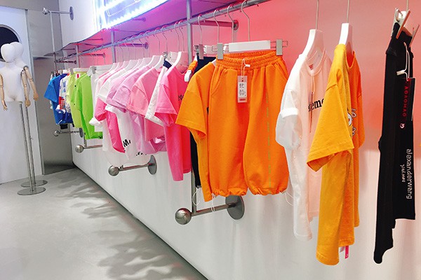 AoAoMao童装店铺展示