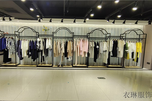 衣琳店铺形象