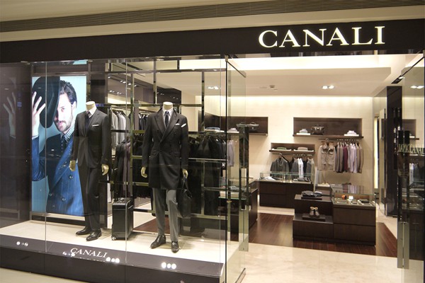 康纳利男装店铺形象