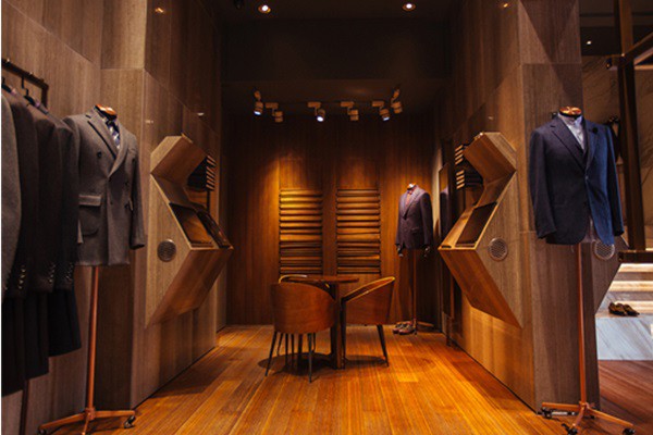 红领男装店铺展示