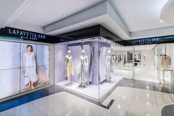 拉飞逸女装店铺形象