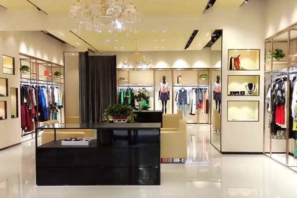 玛丝恩迪女装店铺形象