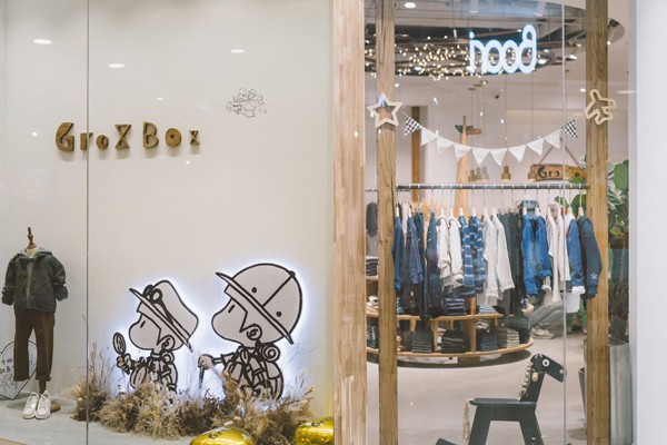 辣妈当家童装店铺展示