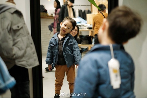 辣妈当家童装店铺展示