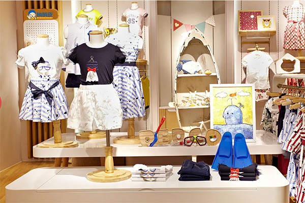 悄悄皮童装店铺形象