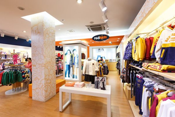 优米多童装店铺形象