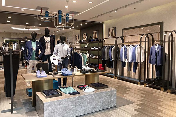 堡尼男装店铺展示