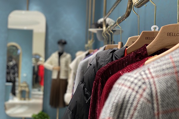 贝洛安女装店铺形象